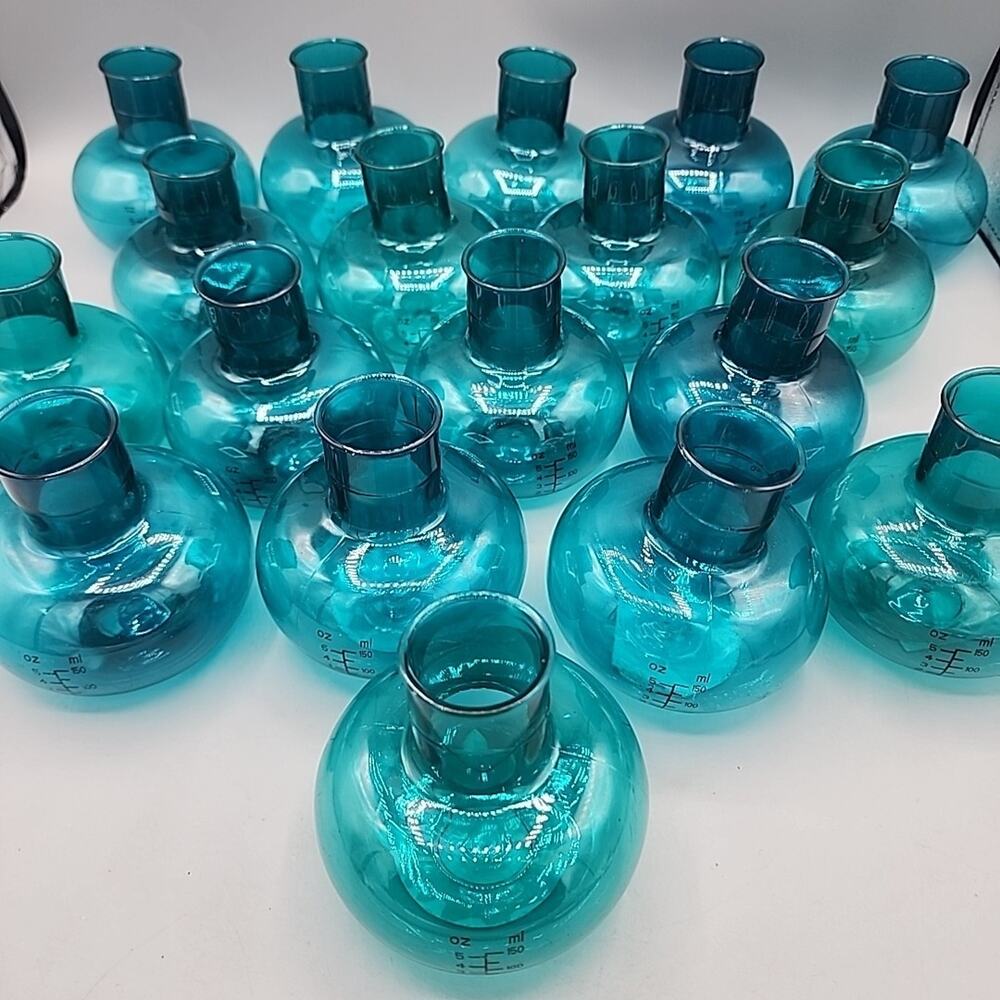 Blue Green lot of 18 Small Plastic 150ml Flasks For Decoration Flowers Display